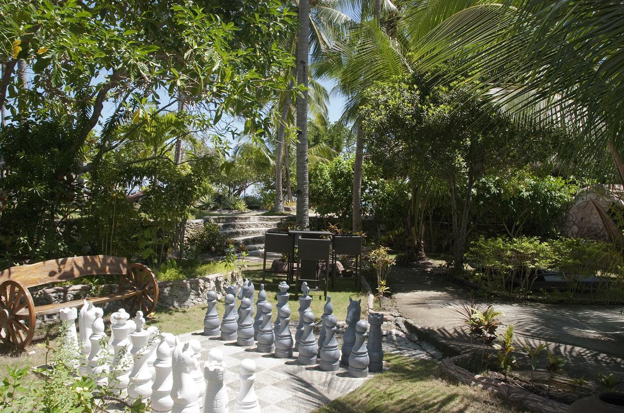 Polaris Beach And Dive Resort Inc Loon Eksteriør bilde